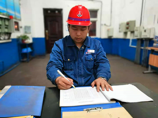 1605861148128028.jpg 趙瑞鑫_副本.jpg